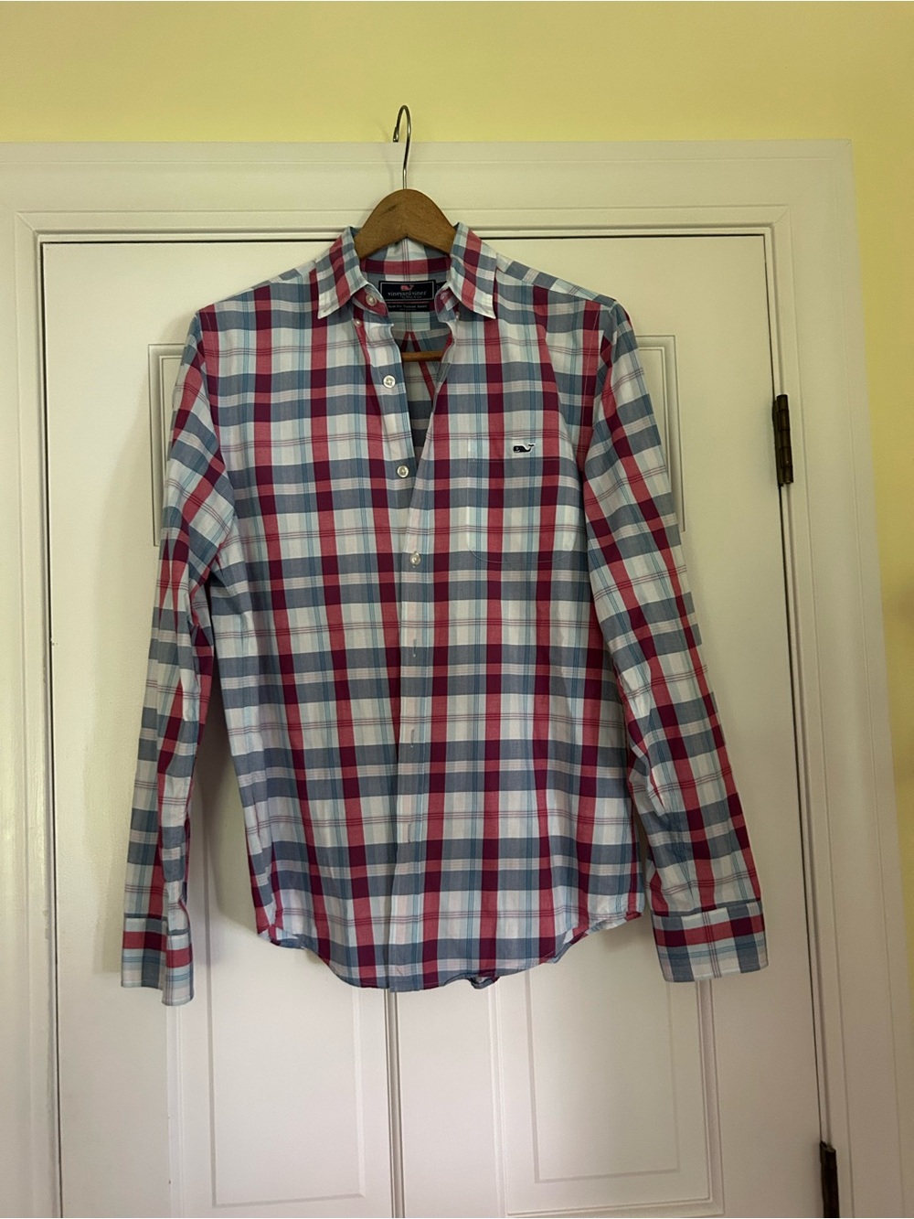 Vineyard Vines Men’s Plaid Button-Down Shirt in Red, Blue & White